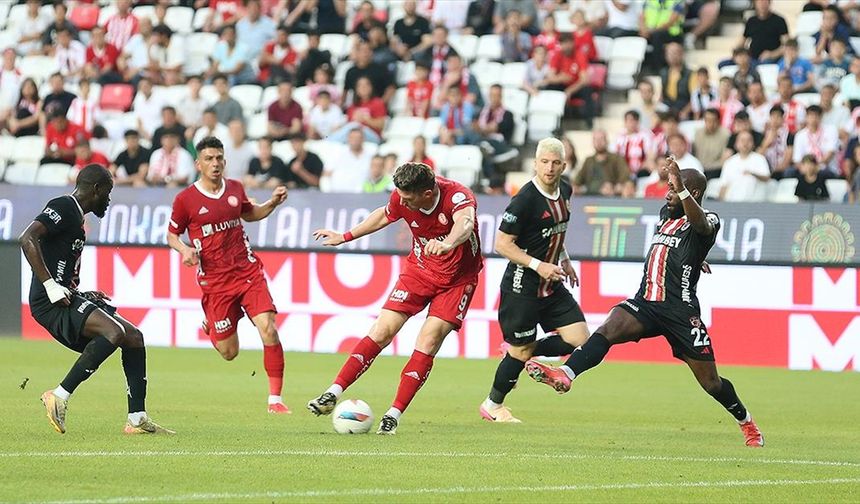 Antalya'da gol sesi çıkmadı