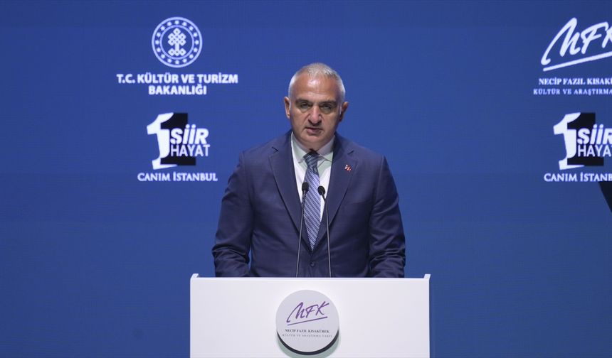 Bakan Ersoy: Necip Fazıl Kısakürek biz kimiz sorusuna hayati cevaplar vermiş bir fikir ve dava adamıdır