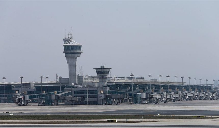 Bakan Kacır, Atatürk Havalimanı Terminal Binaları'nın "teknopark" ilan edildiğini duyurdu