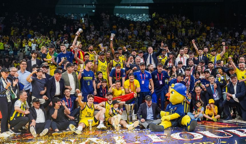 Fenerbahçe, ikinci kez Avrupa basketbolunun zirvesinde