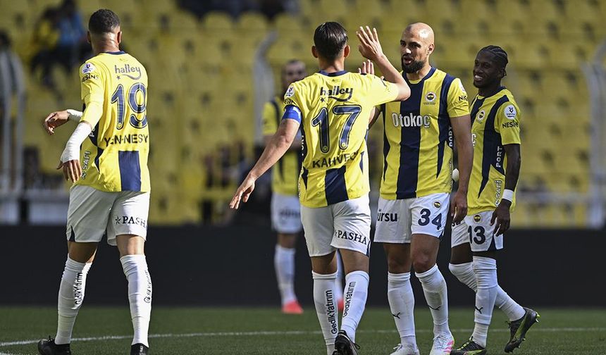 Fenerbahçe, sezonu galibiyetle kapattı