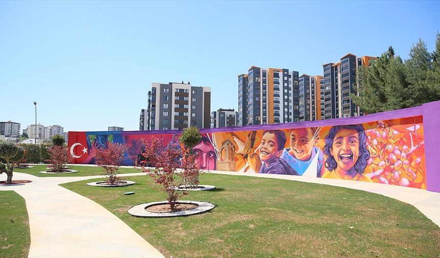 Gaziantep'te AB-Türkiye dayanışması için yapılan sanat duvarı açıldı
