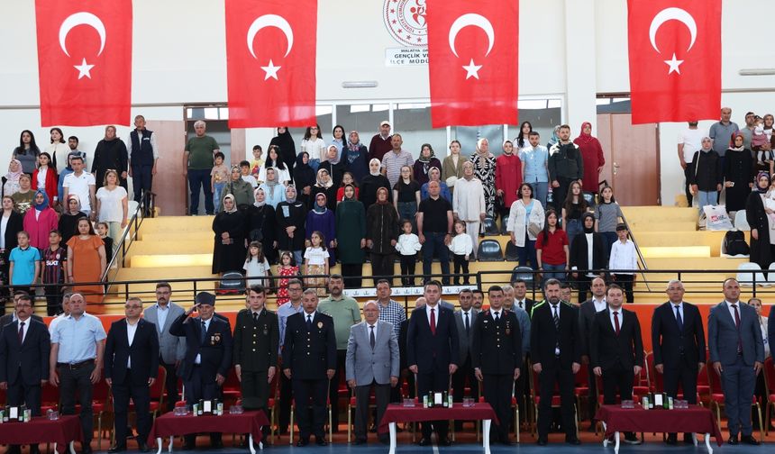 Malatya'nın ilçelerinde 19 Mayıs Atatürk'ü Anma Gençlik ve Spor Bayramı kutlandı