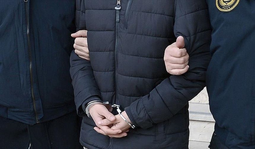 Mersin merkezli 5 ilde düzenlenen FETÖ operasyonunda 10 şüpheli yakalandı
