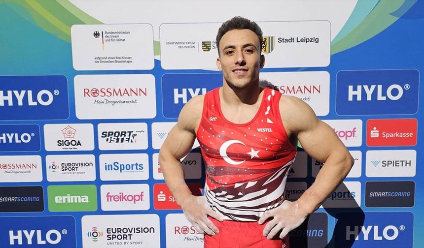 Milli cimnastikçi Adem Asil, Almanya'da altın madalya kazandı
