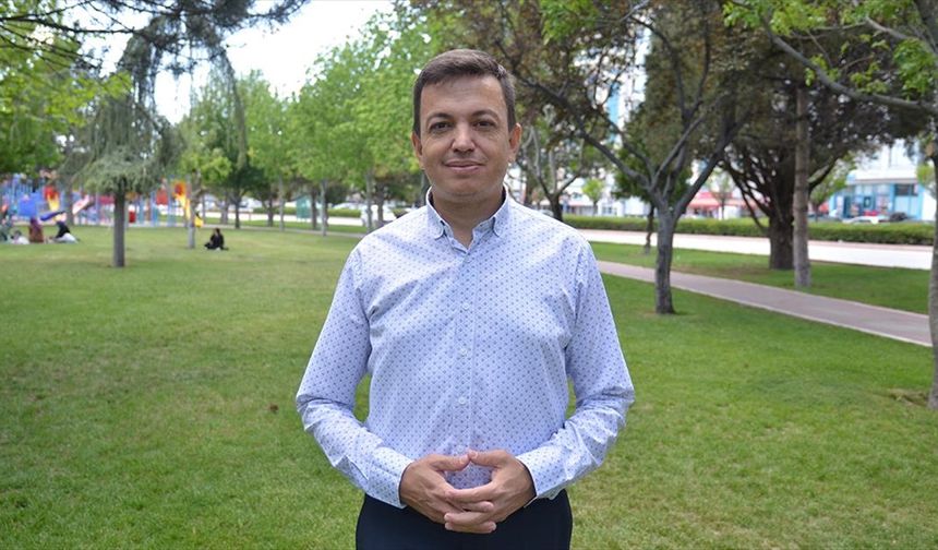 Talasemi hastalığıyla mücadeleyi kurduğu dernekle sürdürüyor