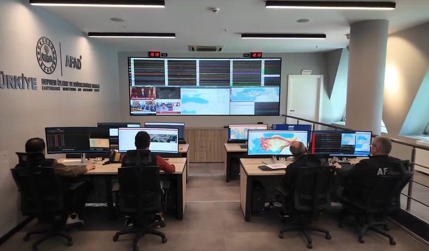 Türkiye'de 1200'ü aşkın deprem gözlem istasyonu ile yer hareketleri takip ediliyor