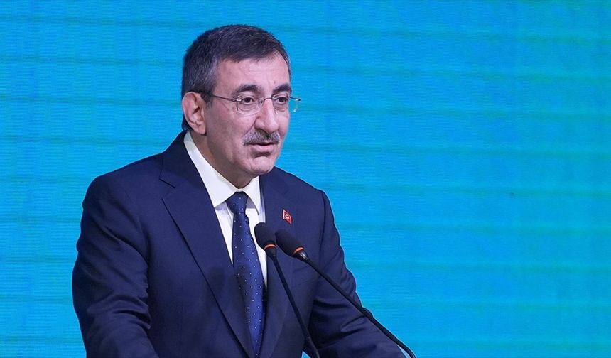 Cumhurbaşkanı Yardımcısı Yılmaz: (Yeni anayasa çalışmaları) Bayram sonrasında daha yoğunlaşacak