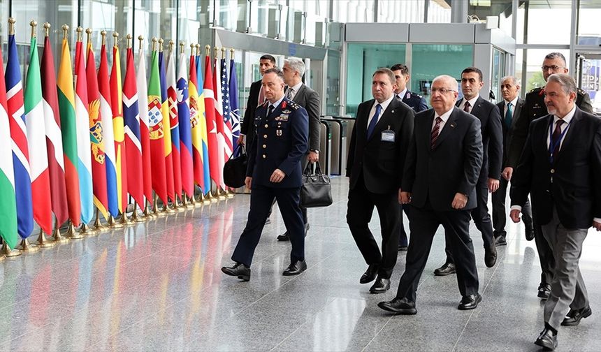 Milli Savunma Bakanı Güler, NATO Daimi Temsilciliği'ni ziyaret etti