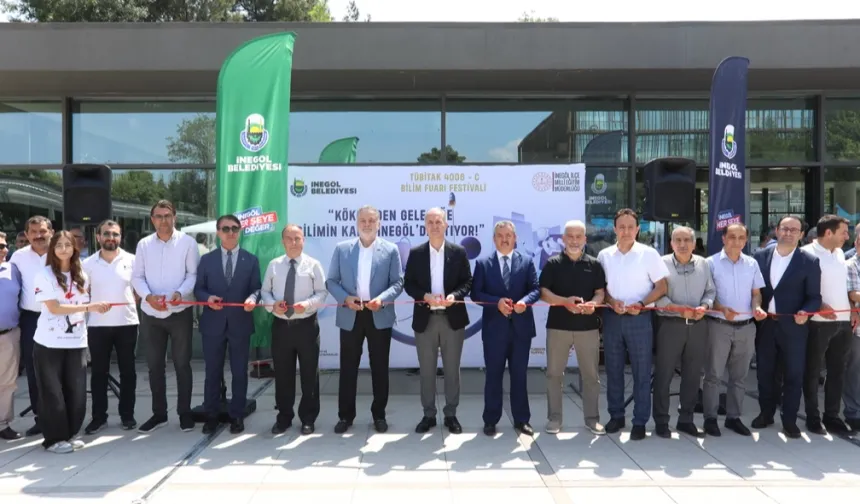 Bursa İnegöl’de Bilim Fuarı Festivali geleceğe ilham veriyor