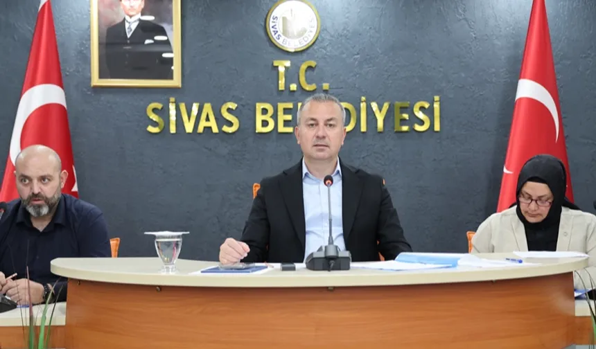 Sivas Belediye Başkanı o iddiaları yanıtladı: Merkezde kene sorunu yok!