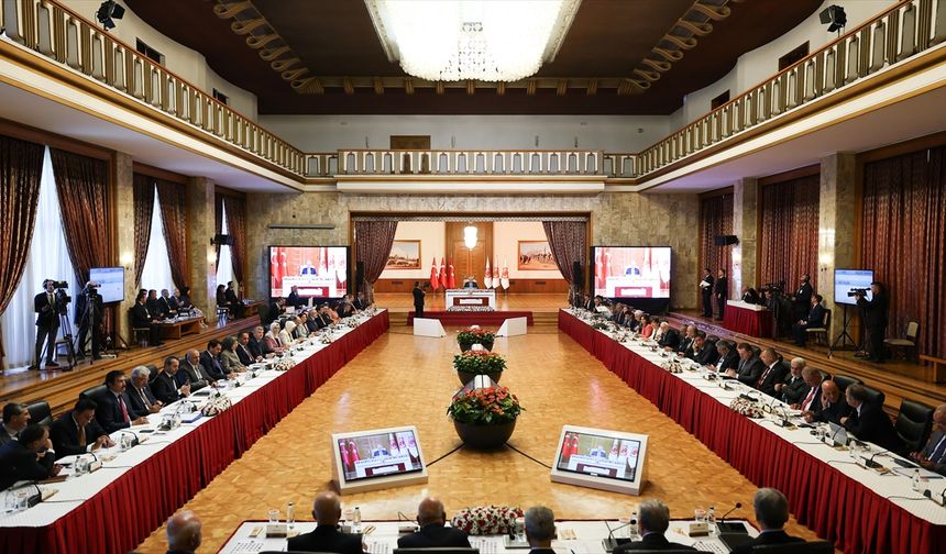 Milli Dayanışma, Kardeşlik ve Demokrasi Komisyonu, TBMM Başkanı Kurtulmuş başkanlığında toplandı