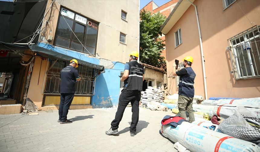 Sındırgı'da hasar tespit çalışmaları sürüyor