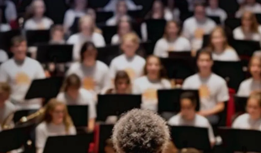 Manisa Gençlik Senfoni yeni yıldızlarını arıyor