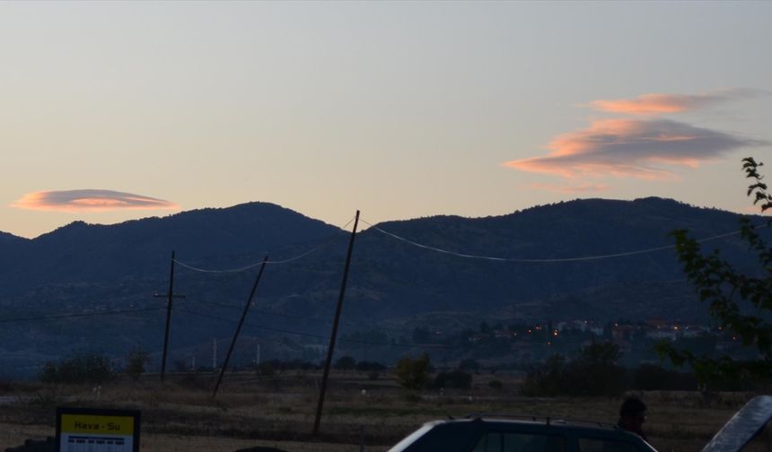 Çorum'da mercek bulutu görüntülendi