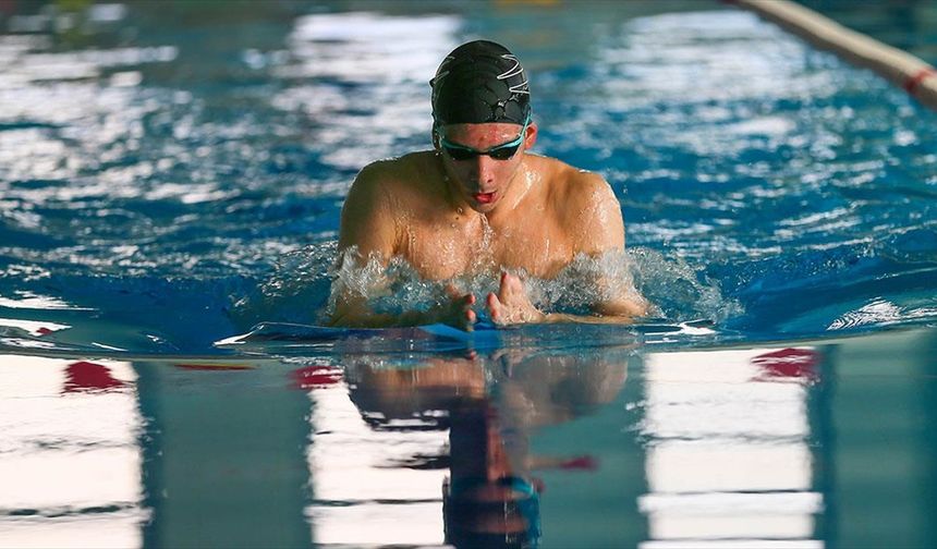 Yüzmede tarihe geçen otizmli genç, olimpiyat için kendinden emin