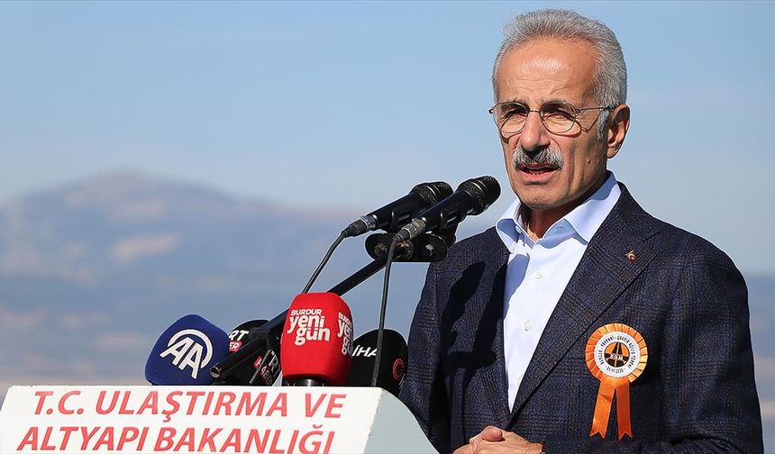 Bakan Uraloğlu: Milletimize hiçbir ayrım gözetmeksizin hizmet etme noktasında gece gündüz gayret edeceğiz