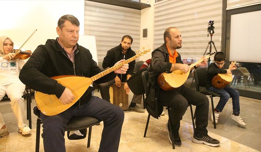 'Bir Başka Orkestra'nın özel bireyleri müzikle engelleri aşıyor