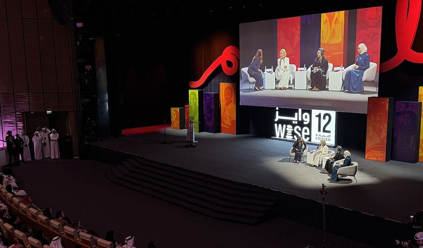 Katar'daki Dünya Eğitim İnovasyon Zirvesi 12'de gençlerin eğitime erişimi ve istihdamı ele alındı