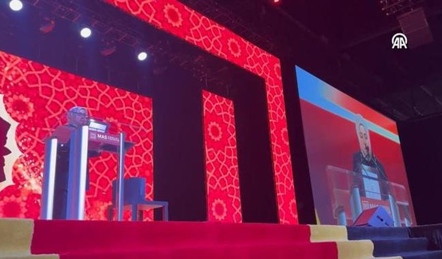 AK Parti Kadın Kolları Başkanı Ercan, MAS-ICNA Yıllık Kongresi'ne katıldı