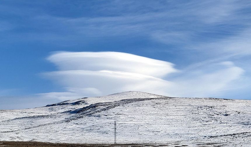 Ardahan'da mercek bulutları görüldü