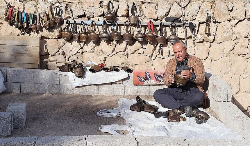 Eski çobanın sıra dışı çan koleksiyonu
