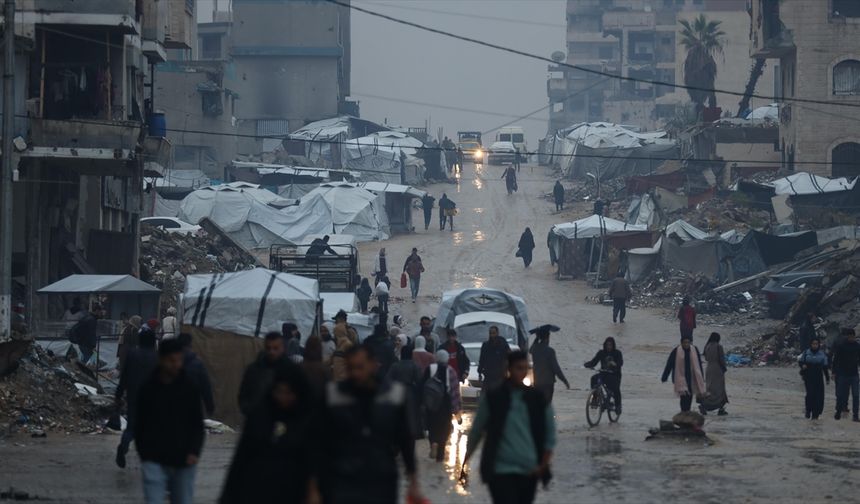 Gazze'deki hükümet: Gazze'de soğuk havalar halkın yaşadığı 'kırılgan şartları' ortaya çıkardı