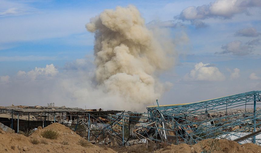 İsrail ordusu, Gazze Şeridi'nde ateşkese rağmen saldırılarını sürdürüyor