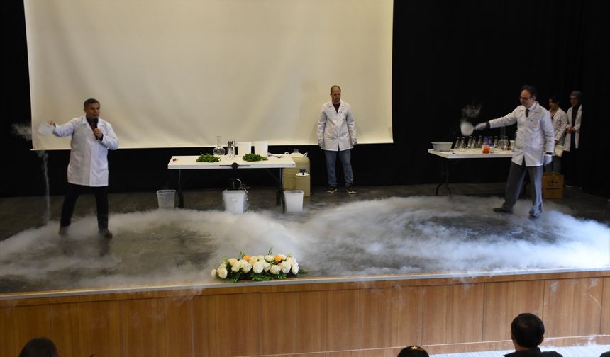 Malatya'da Çocuk Üniversitesi Bilim, Kültür ve Sanat Şenliği düzenlendi