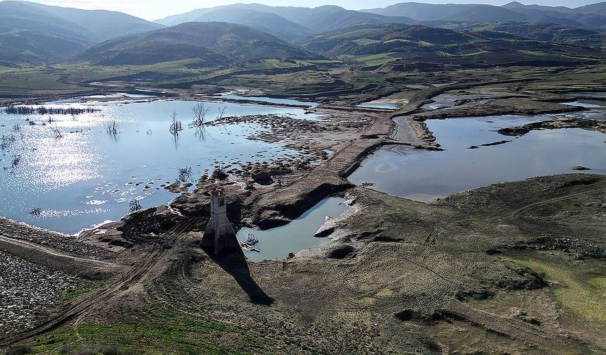 Tekirdağ'da Naip Barajı'ndan su alımı geçici olarak durduruldu