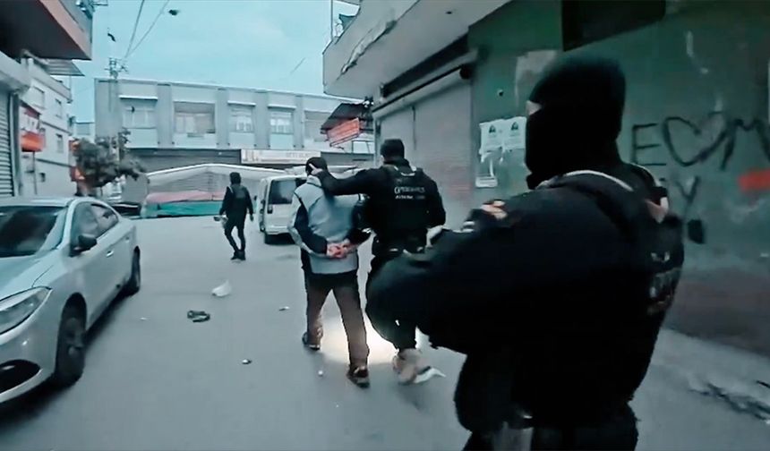 Terör örgütü DEAŞ'a yönelik operasyonlarda 51 şüpheli yakalandı