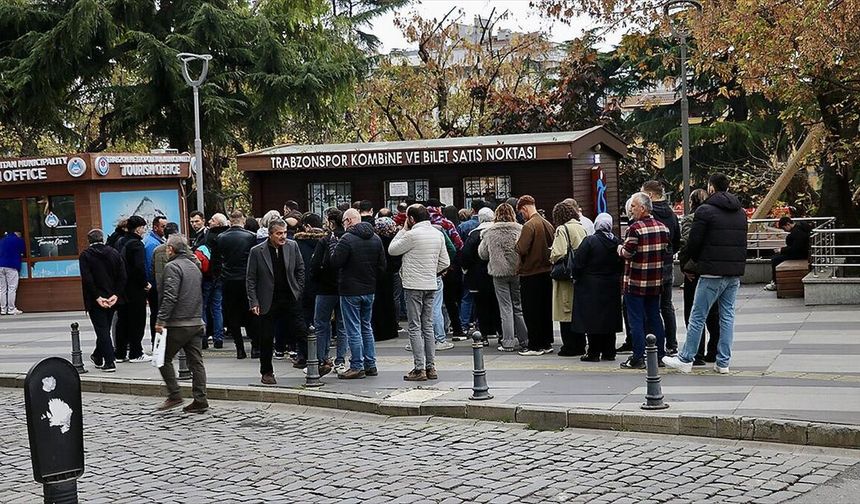 Trabzonspor-Beşiktaş maçının biletleri satışa çıktı