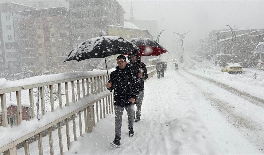 Yurdun büyük bölümünde yarın ve yılbaşında kar bekleniyor