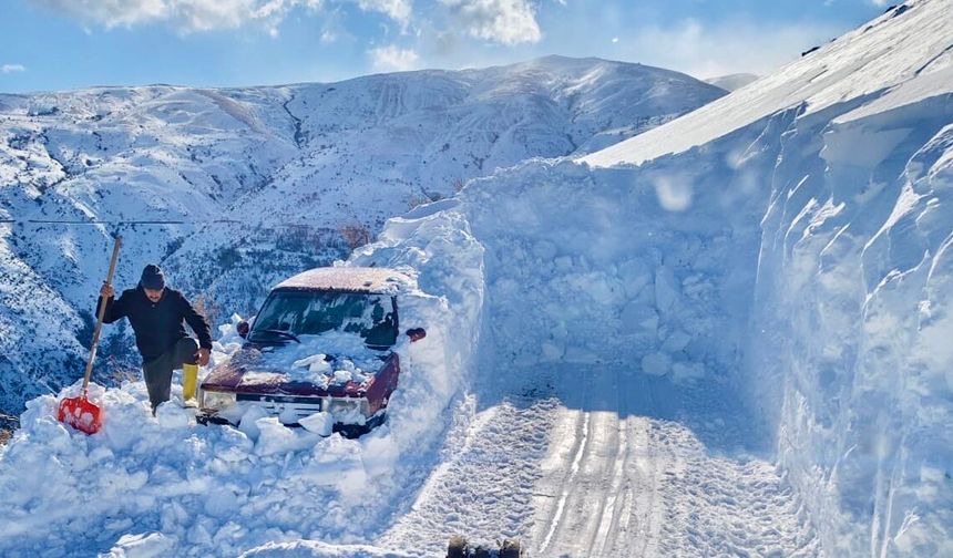 Karda Kaybolan Araç Günler Sonra Ortaya Çıktı