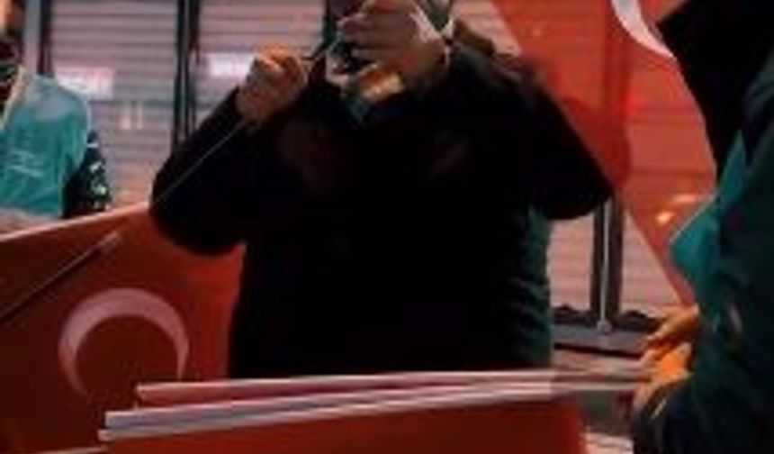 Malatya'da Türk Bayrağına Sahip Çıkma Mesajı