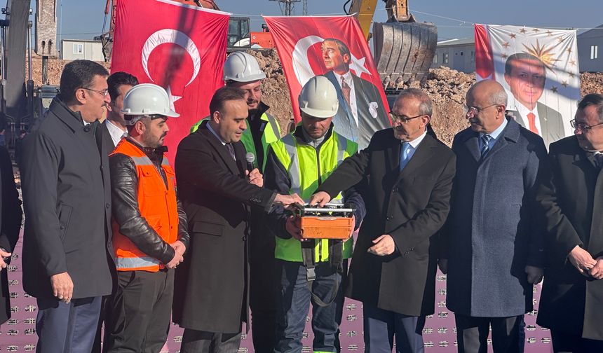 Bakan Kacır: 'Malatya'yı Türkiye Yüzyılı'nın Üretim Üssü Haline Getiriyoruz'