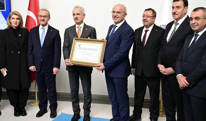 Bakan Uraloğlu'na Malatya'dan Fahri Hemşehrilik Beratı