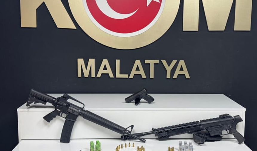 Gece Kurşun Yağdırdılar: Yeşilyurt'ta İkamet Saldırısına 4 Gözaltı