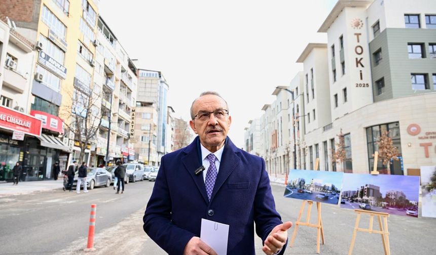 Vali Yavuz: 'Çarşının Faaliyete Geçmesi Şehrin Canlılığı İçin Önemli'