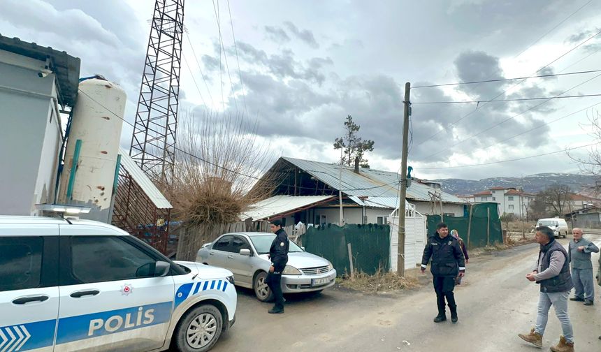 Yüksek Gerilim Hattından Kopan Teller Büyük Tehlike Yarattı