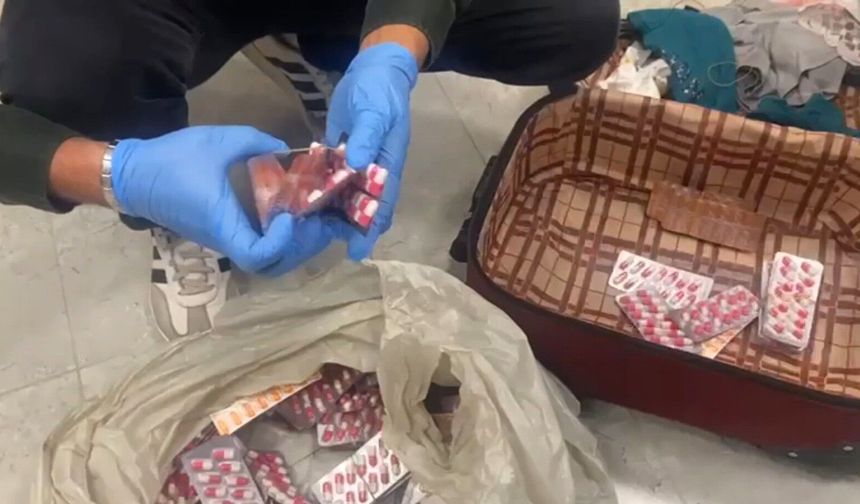 25 İlde Narkotik Operasyonu: 325 Kilogram Uyuşturucu Ele Geçirildi, 99 Tutuklama