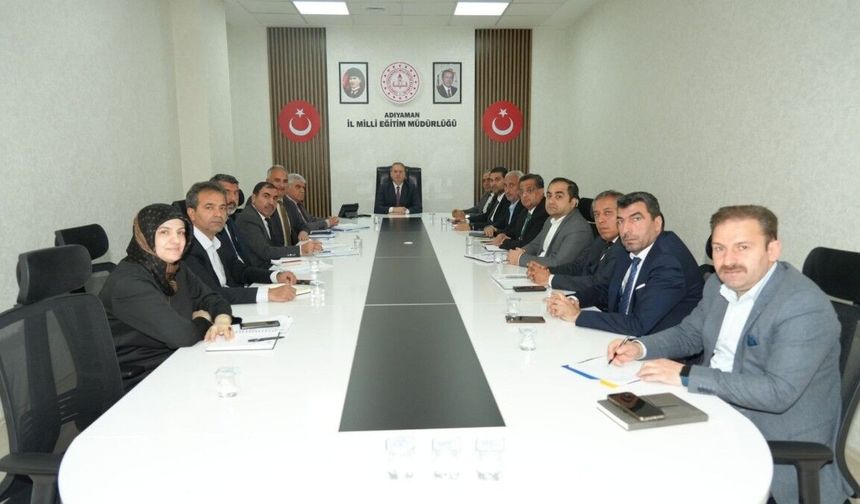 Adıyaman'da Eğitim Masaya Yatırıldı!