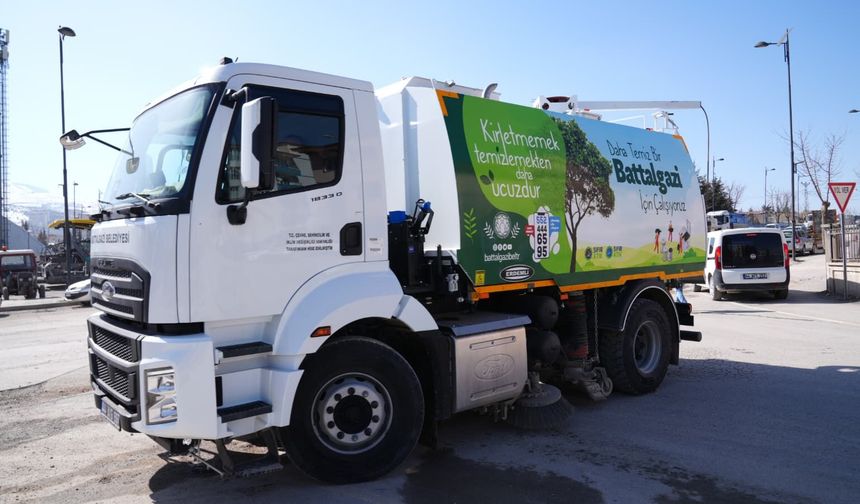 Battalgazi'de Derme Deresi'nde Temizlik