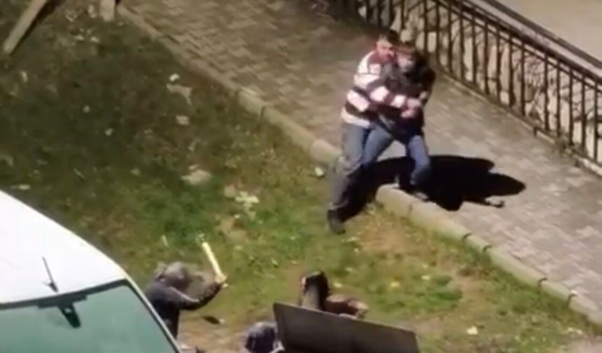 Komşular Devreye Girdi: Eski Eşini Rahatsız Eden Şahıs Hastanelik Oldu