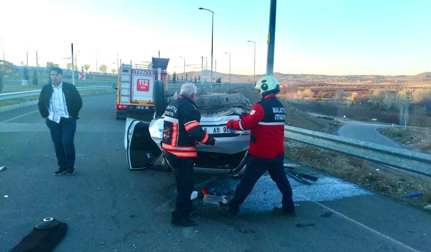 Malatya-Elazığ Karayolunda Trafik Kazası: 3 Yaralı