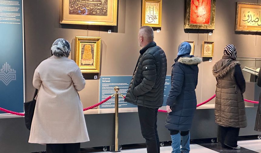 Malatya'da Ramazan'a Manevi Dokunuş: Kutsal Emanetler Sergisi Büyük İlgiyle Açıldı