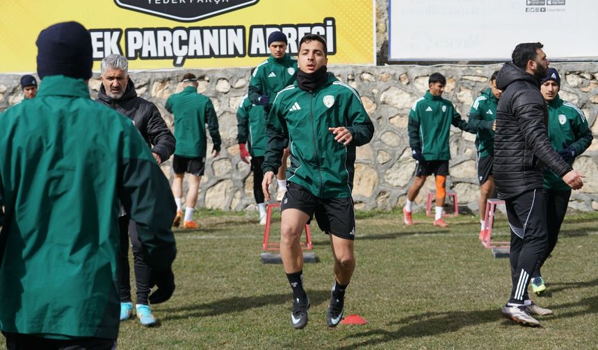 Yeşilyurtspor, Niğde Belediyespor Maçına Hazırlanıyor: Moraller Yerinde