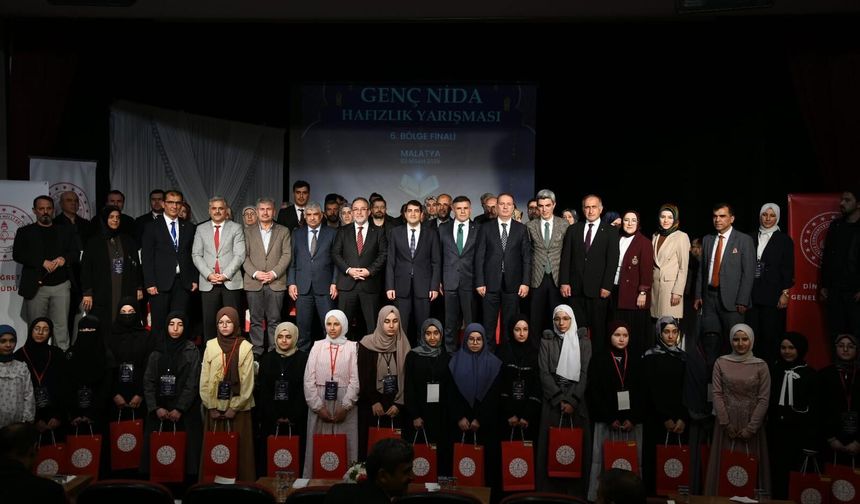 Bölge Finalinde Genç Hafızlar Malatya'da Yarıştı