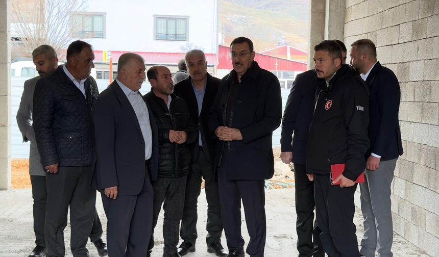 Bülent Tüfenkci Erkenek'te Konut Çalışmalarını İnceledi