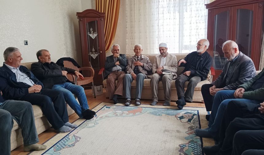 Cami Cemaatinden 84 Yaşındaki Vatandaşa Anlamlı Ziyaret